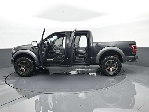 Used 2020 Ford F150 Raptor w/ Equipment Group 802A Luxury AWD/4WD image 33