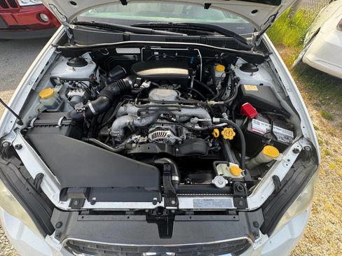 Used 2006 Subaru Outback 2.5i image 31