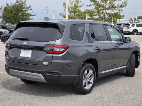 Certified 2025 Honda Pilot EX-L image 15