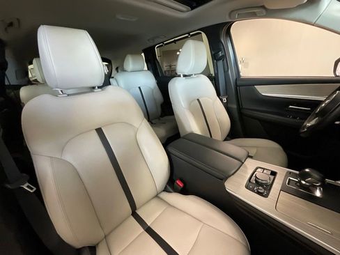 Used 2024 MAZDA CX-90 3.3 Turbo w/ Preferred Plus AWD/4WD image 19