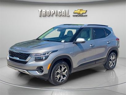 Used 2023 Kia Seltos EX