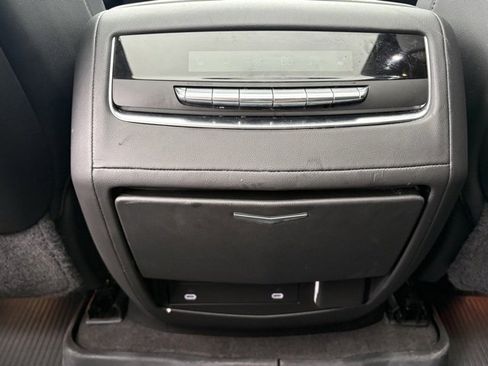 Certified 2022 Cadillac Escalade Sport w/ Touring Package image 19