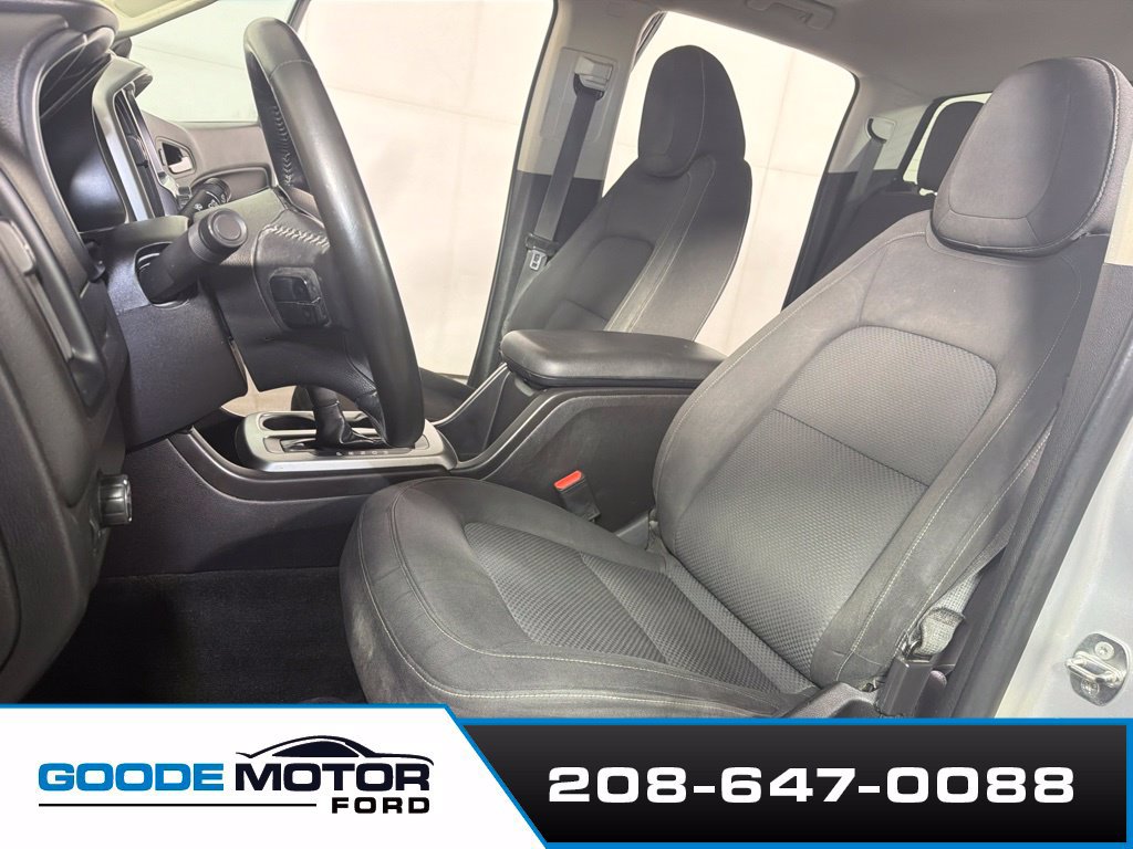 Used 2016 Chevrolet Colorado LT w/ LT Convenience Package RWD image 11