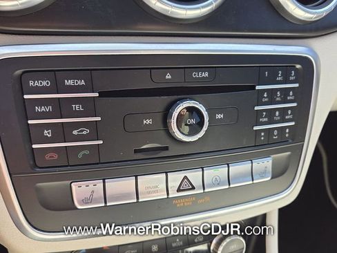 Used 2018 Mercedes-Benz CLA 250 4MATIC image 26