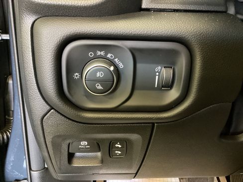 New 2026 RAM 1500 Big Horn w/ Night Edition AWD/4WD image 19