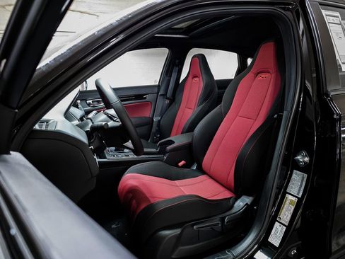 Certified 2026 Honda Civic Si image 18