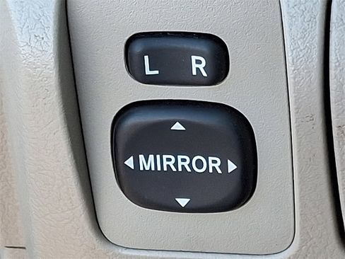 Used 2007 Toyota Camry CE image 23