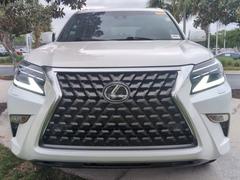 Used 2023 Lexus GX 460 Premium AWD/4WD image 3