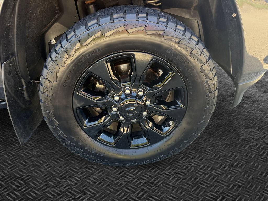 Used 2022 RAM 3500 Limited AWD/4WD image 11