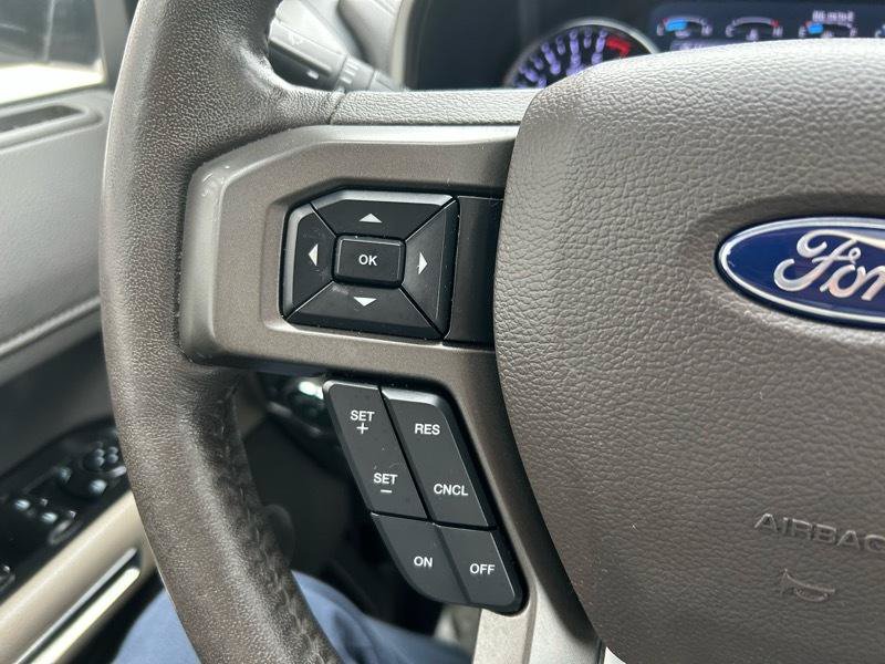 Used 2020 Ford Expedition XLT w/ Equipment Group 202A AWD/4WD image 21