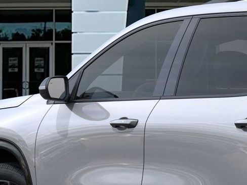New 2026 Chevrolet Traverse RS w/ LPO, Floor Liner Package FWD image 50