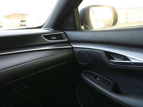 Certified 2022 INFINITI QX55 Luxe w/ Cargo Package image 8