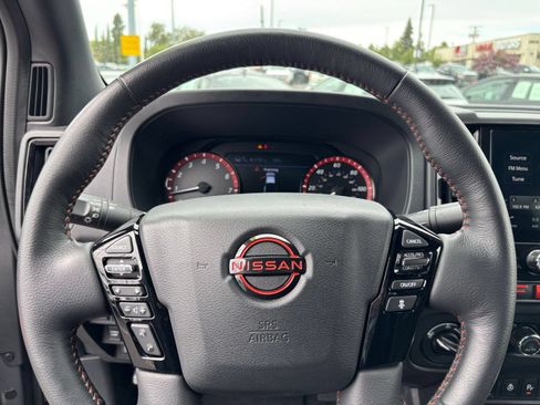 Used 2026 Nissan Frontier PRO-4X AWD/4WD image 23