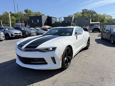 Used 2018 Chevrolet Camaro LT w/ RS Package RWD image 4