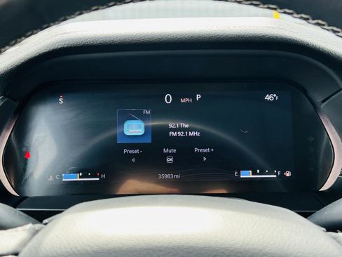 Used 2022 Jeep Grand Cherokee L Limited image 23