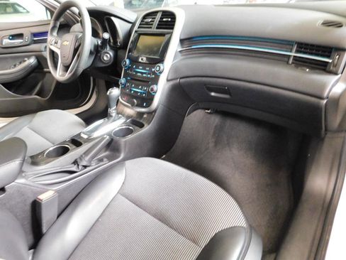 Used 2014 Chevrolet Malibu LT w/ Power Convenience Package FWD image 14