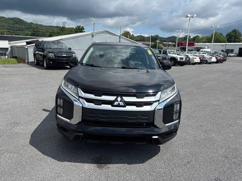 Used 2020 Mitsubishi Outlander Sport Black Edition FWD image 3