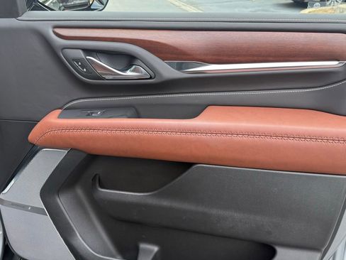 Used 2024 GMC Yukon XL Denali Ultimate image 21