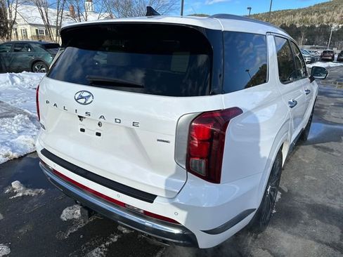 Used 2023 Hyundai Palisade Calligraphy image 5