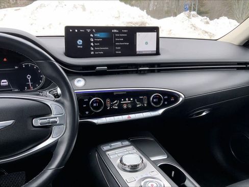 Used 2024 Genesis GV70 2.5T w/ Advanced Package AWD/4WD image 13