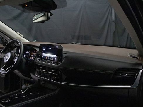 Used 2023 Nissan Rogue SL w/ SL Premium Package image 15