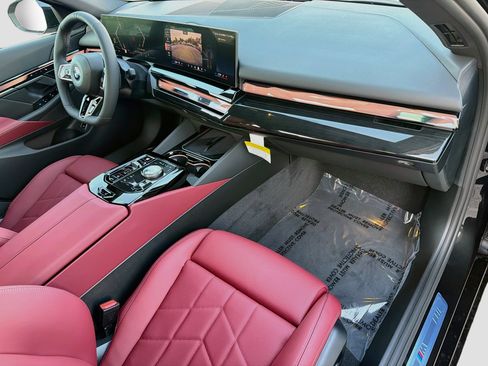 New 2027 BMW 530i w/ M Sport Package RWD image 14
