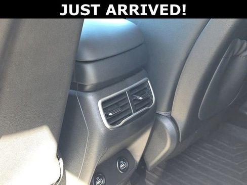 Used 2022 Hyundai Santa Fe SEL w/ Convenience + Premium Package image 10