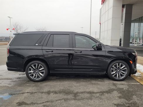 Used 2022 Cadillac Escalade Sport Platinum image 7