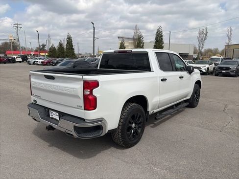 Used 2023 Chevrolet Silverado 1500 LTZ AWD/4WD image 6