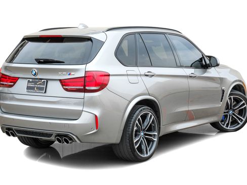 Used 2015 BMW X5 M image 8