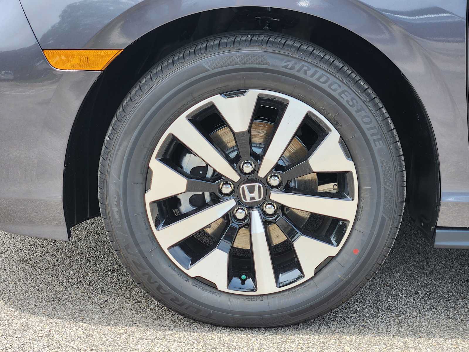 New 2026 Honda Odyssey EX-L image 7