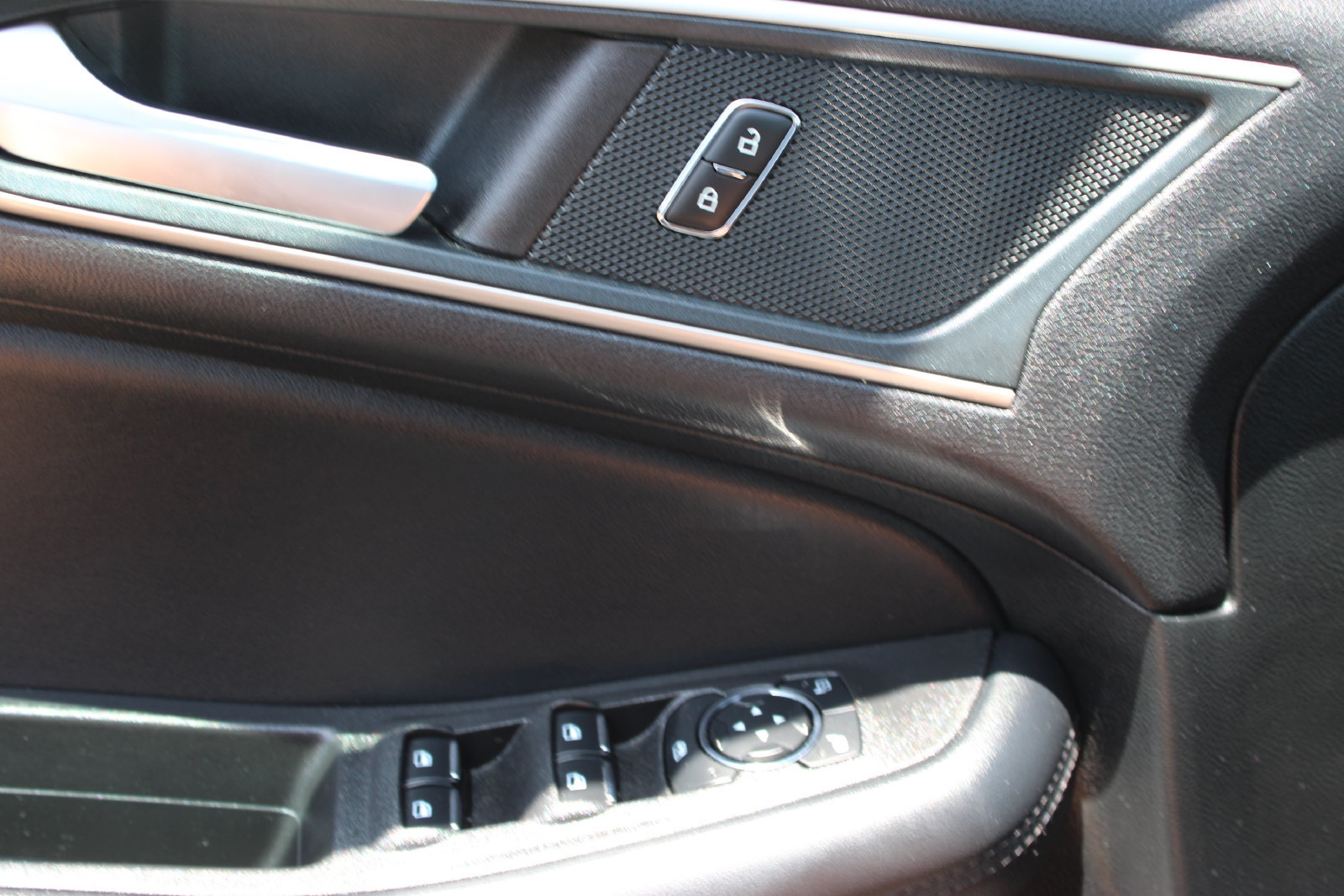 Used 2024 Ford Edge SEL AWD/4WD image 26