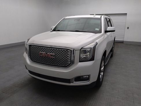 Used 2017 GMC Yukon SLT RWD image 15