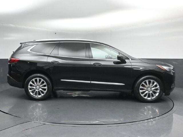 Used 2020 Buick Enclave Premium w/ Sun and Sites Package AWD/4WD image 8