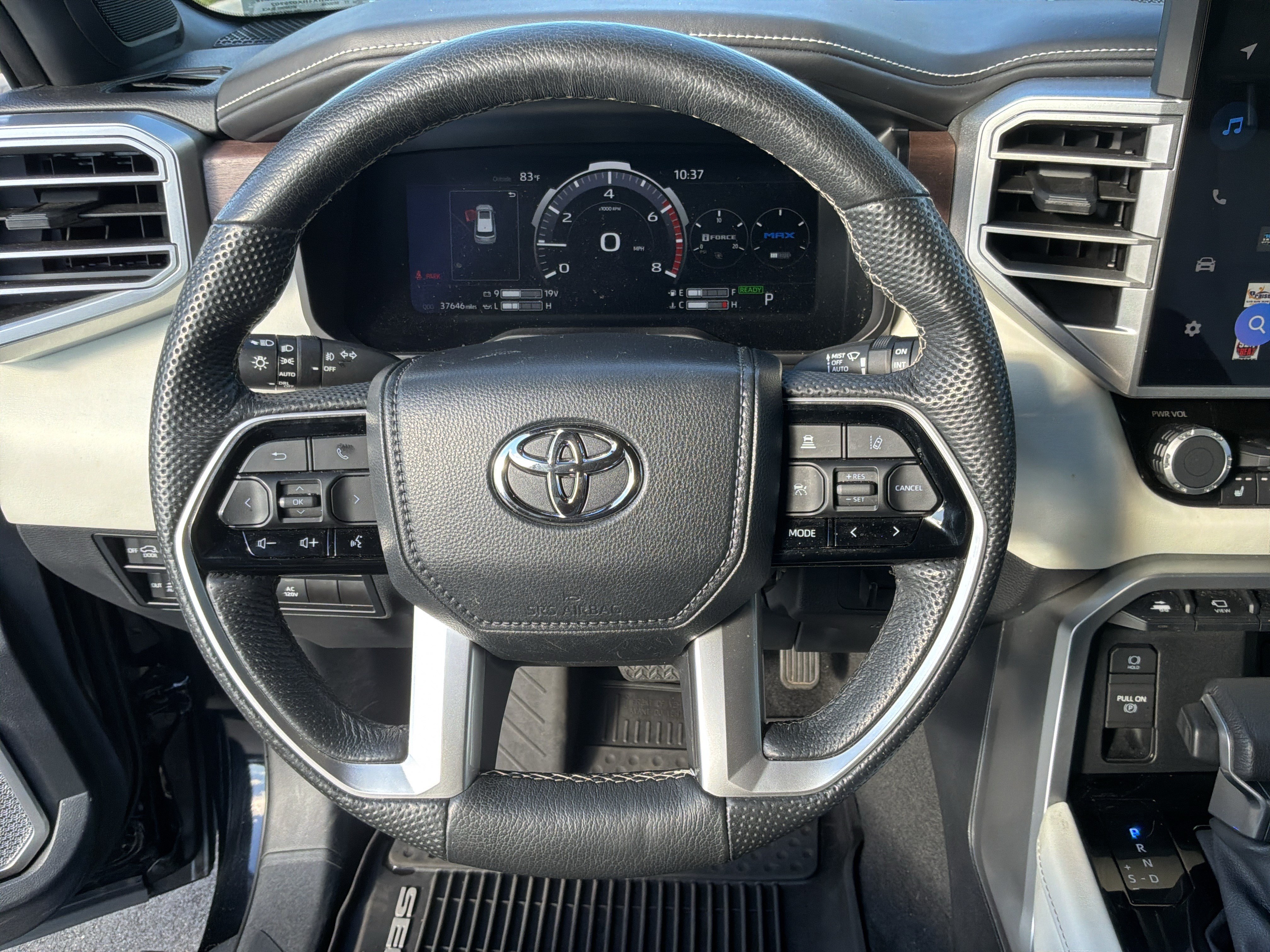 Used 2024 Toyota Sequoia Capstone AWD/4WD image 18
