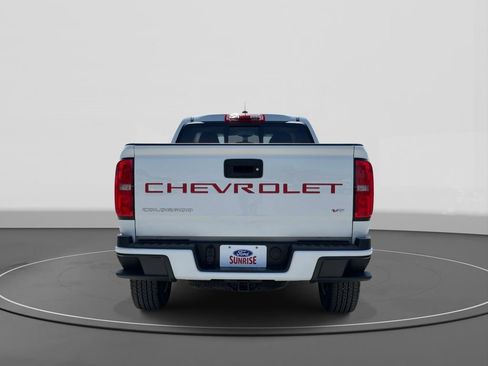 Used 2022 Chevrolet Colorado LT w/ Luxury Package RWD image 6