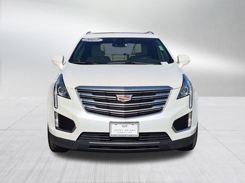 Used 2017 Cadillac XT5 Luxury w/ Driver Awareness Package AWD/4WD image 8