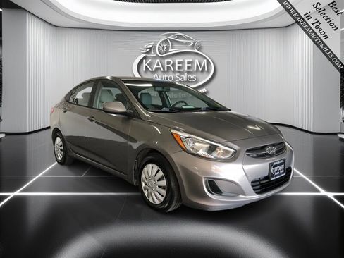 Used 2017 Hyundai Accent SE image 3