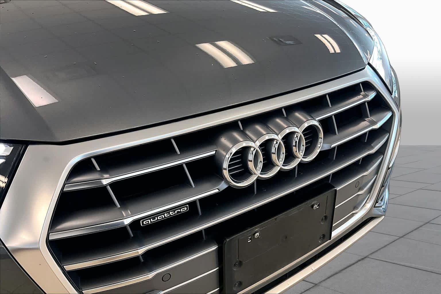 Used 2020 Audi Q5 2.0T Premium AWD/4WD image 29