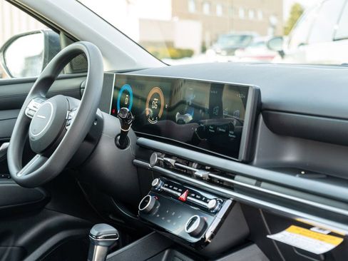 New 2026 Hyundai Tucson SEL image 11