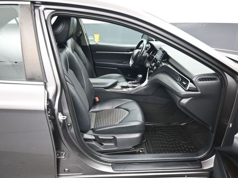 Used 2021 Toyota Camry SE FWD image 41