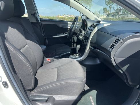Used 2013 Toyota Corolla S FWD image 11