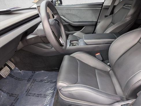 Used 2024 Tesla Model 3 Performance image 11