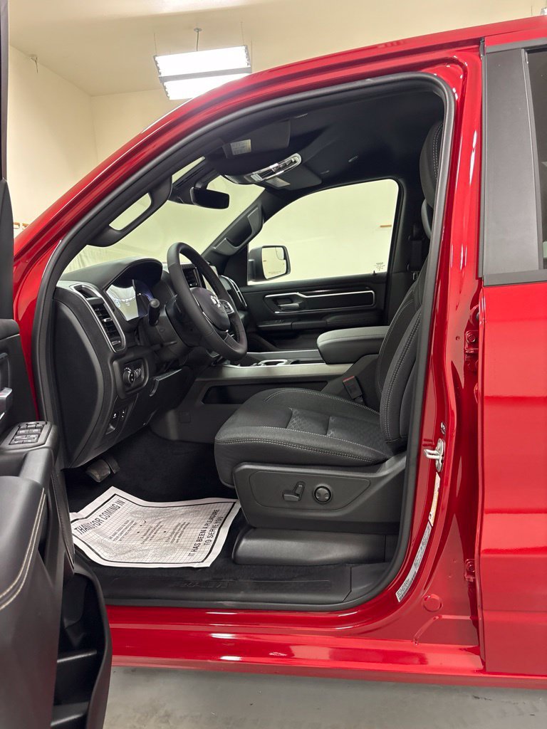New 2027 RAM 1500 4x4 Crew Cab image 10