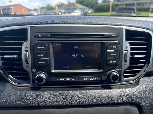 Used 2019 Kia Sportage LX FWD image 29