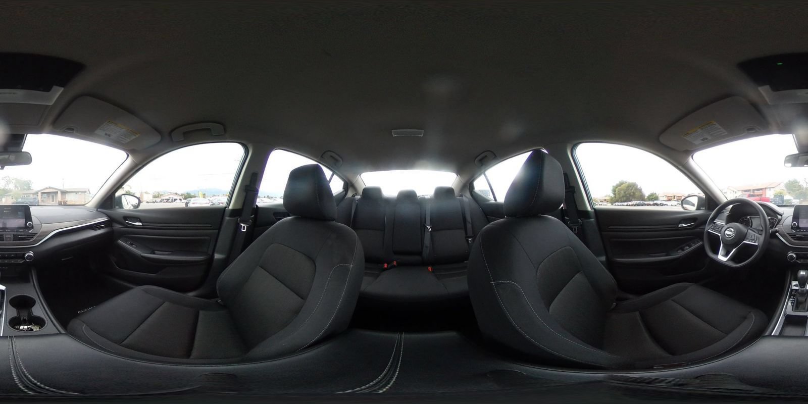 Used 2025 Nissan Altima 2.5 SV FWD image 42
