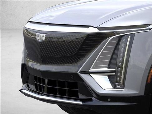 New 2026 Cadillac Lyriq Signature Luxury w/ Nappa Leather Package RWD image 13