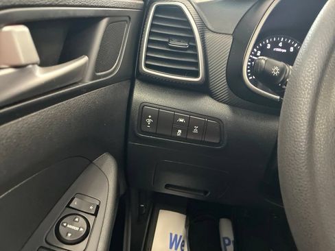 Used 2019 Hyundai Tucson SE AWD/4WD image 30