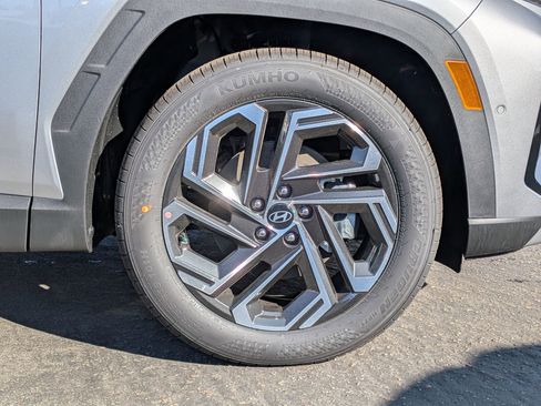 New 2026 Hyundai Tucson Limited image 7