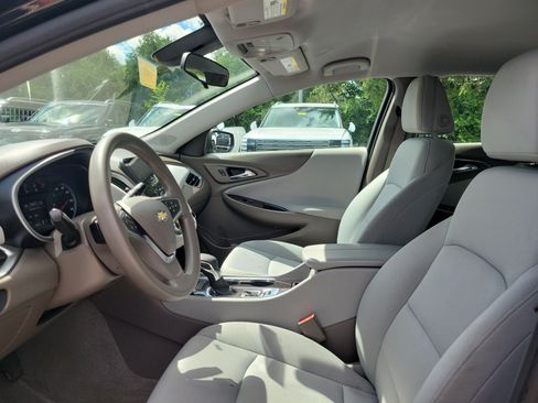Used 2022 Chevrolet Malibu LT FWD image 15